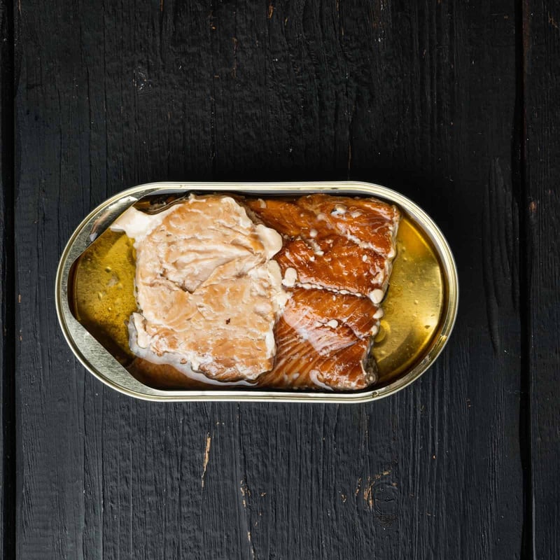 Canned fish in oil for healthy dog diet, optimal for pet nutrition and wellness.