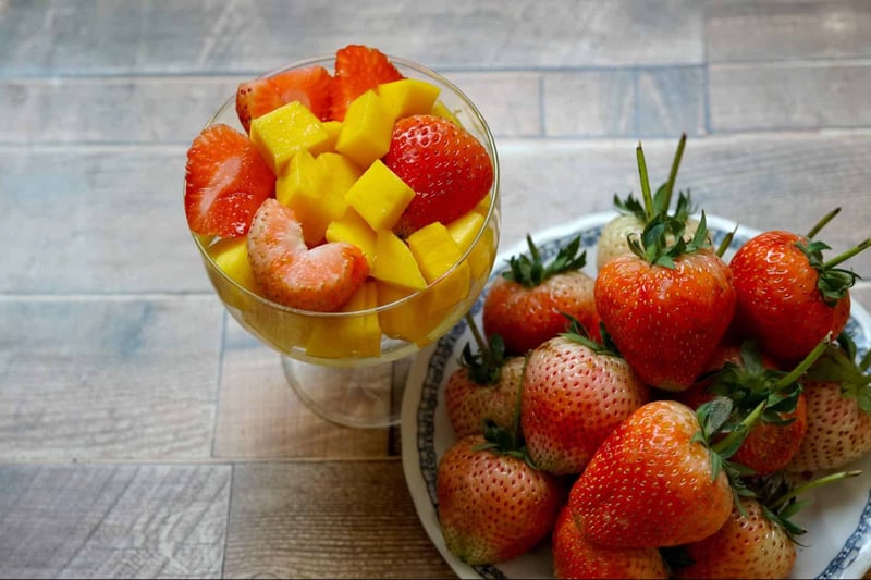 How about Mangoes and Strawberries for Dogs